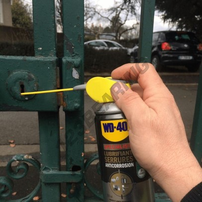LUBRIFIANT-SERRURE-ANTICORROSION-250ML-WD40